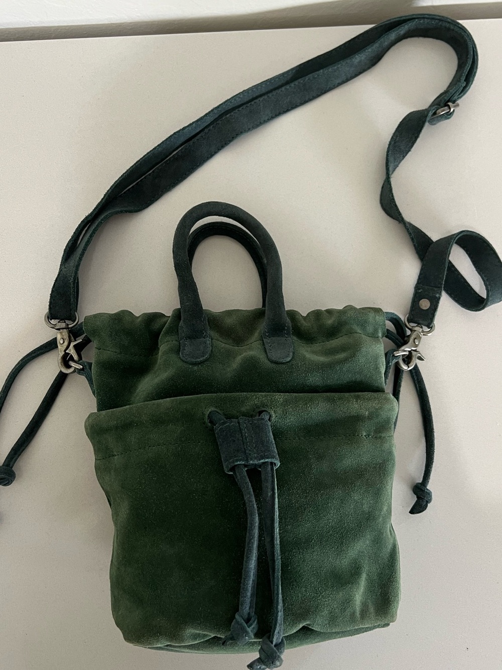 Free People Scout Slouchy Green Suede Crossbody Bag - Picture 4 of 10